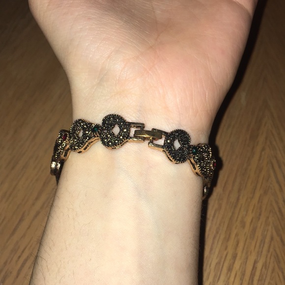 Antique Bracelet - Picture 6 of 6